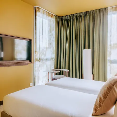 Hotel Sangha 3*