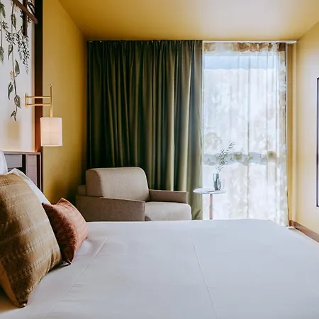 Sangha Ξενοδοχείο Τουλούζη